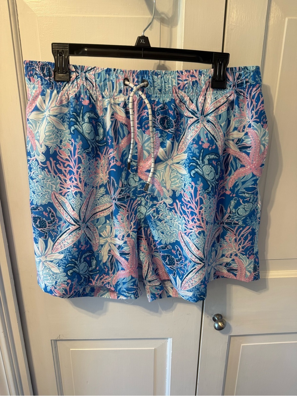 NWT Simply Southern Blue and Pink Coral Print Men's Shorts